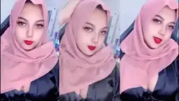 Hijabers Cantik Belahan Toket Live Mendesah Video by Beeg